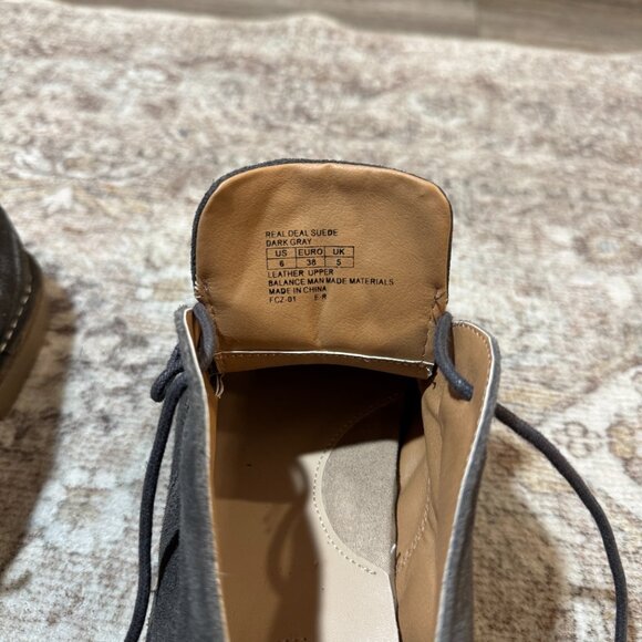 Kenneth Cole Gray Suede Dress Shoes - size 6 - Picture 5 of 6